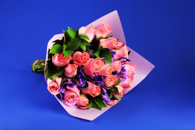 Ramo 24 Rosas Rosa