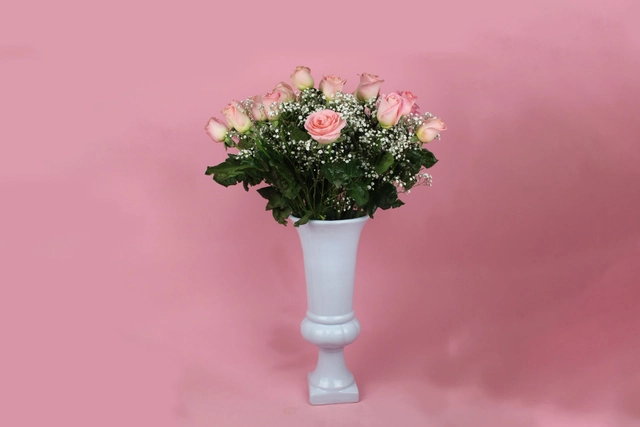 Copa con 24 Rosas